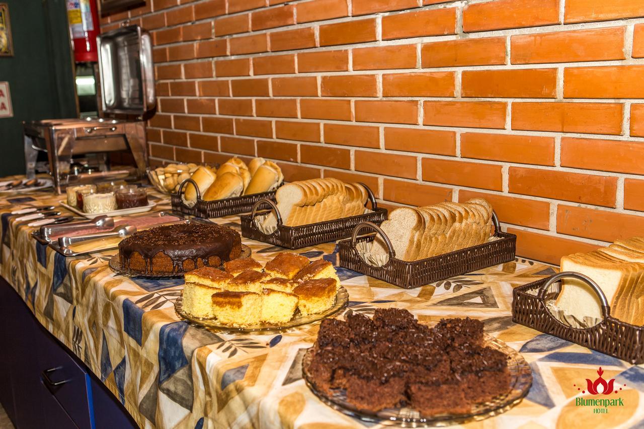 Hotel Blumenpark Rio Negro  エクステリア 写真